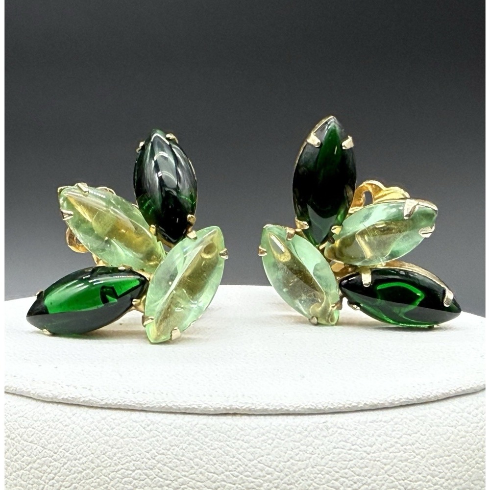 Vintage Green Molded Art Glass Fan Clip On Earrings Gold Tone Art Deco Statement